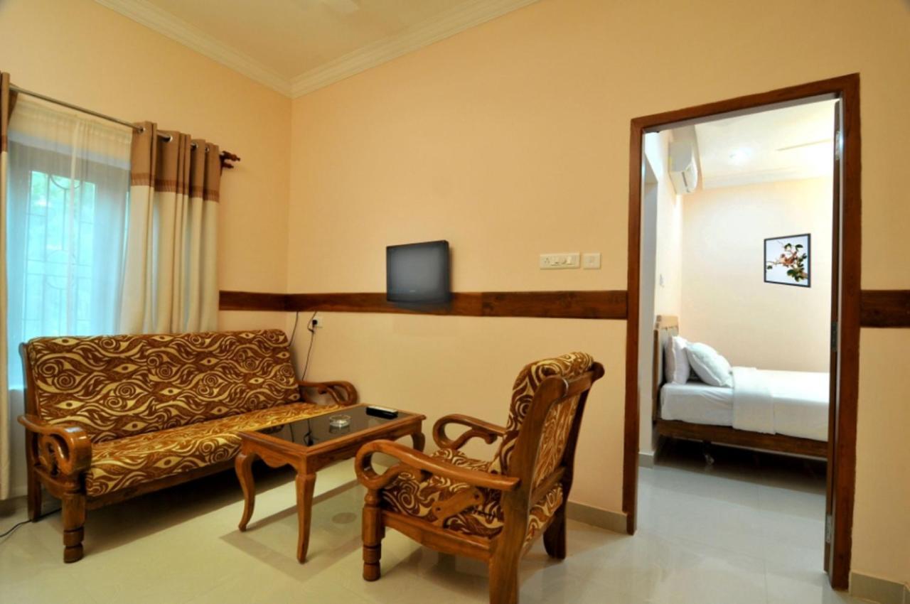 Sneha Inn Kannur Exterior photo